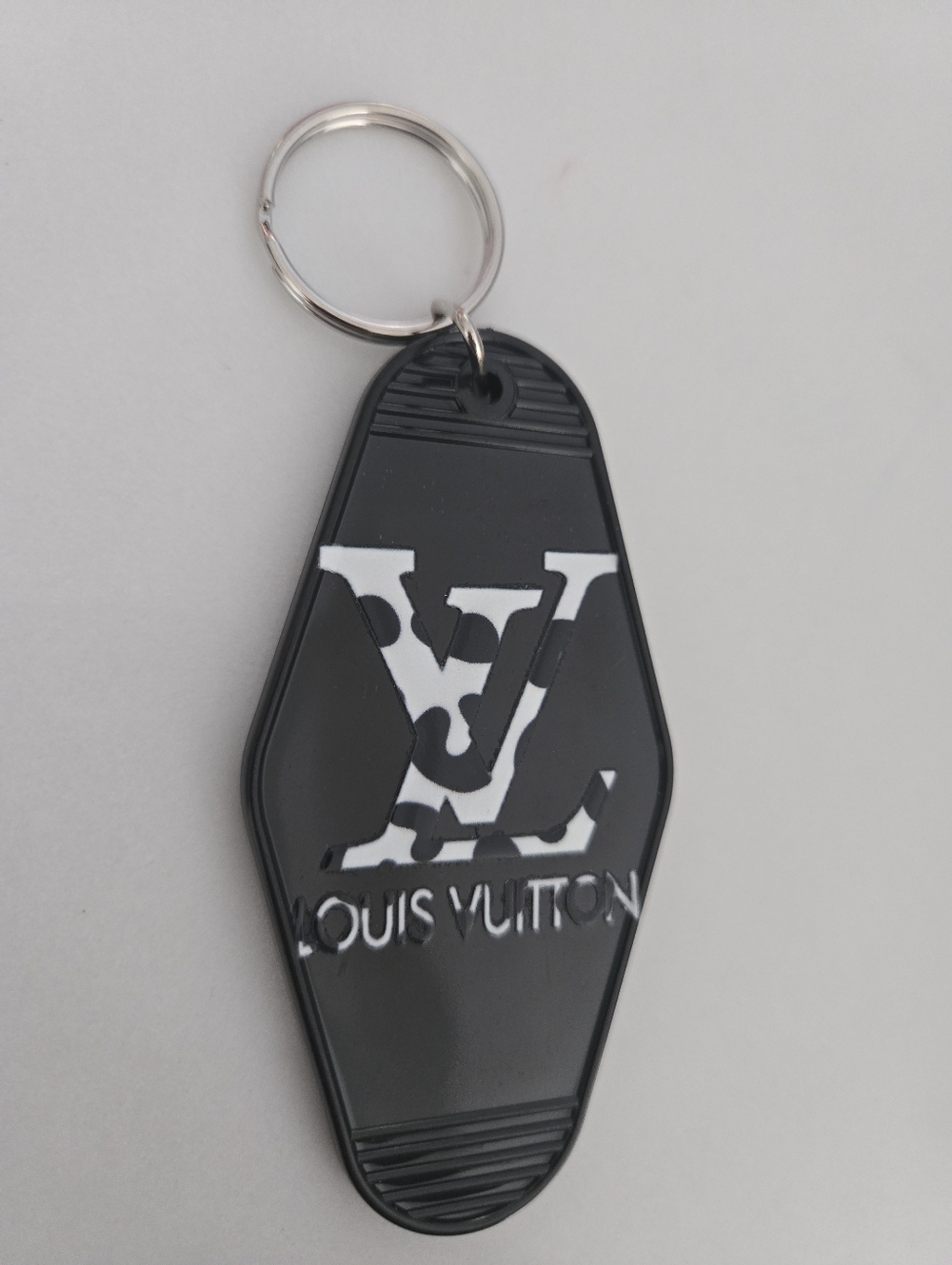LUX KEYCHAIN